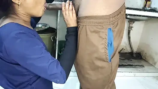 Sister in law school Ja rahe the hi bradar in law ke sath kichen mein garm hue