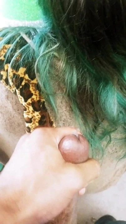 Cumshot to the dome