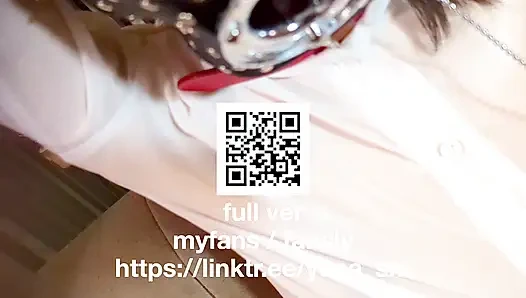 yuca_ ngiler pakai topeng sampai tenggorokan