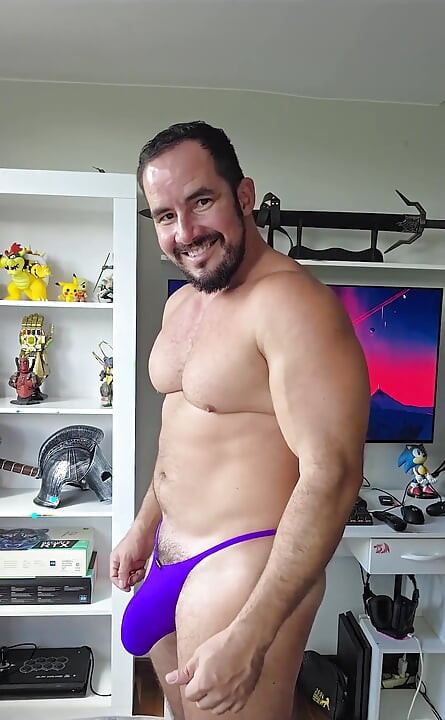 Purple Tong
