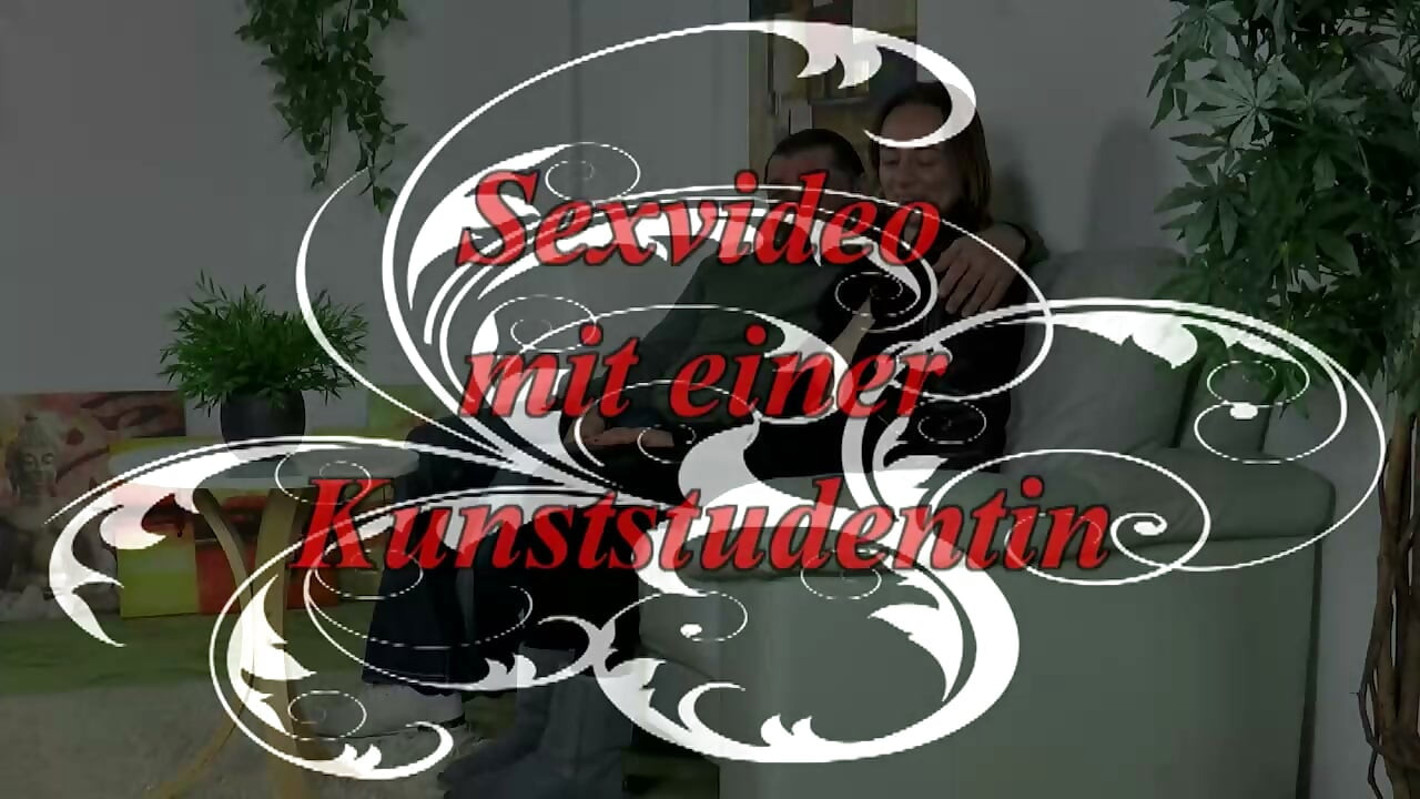 Ateşli esmer sürtük azgın kocasının büyük sert yarağı için istekli