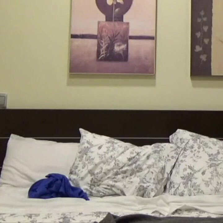 Matur E Boy Fucking Bareback in the Bed