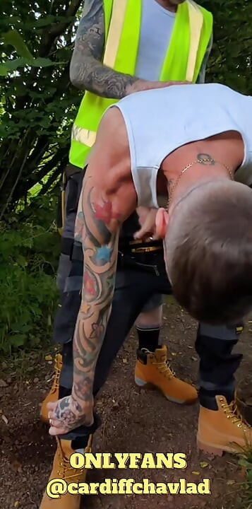 Construction Workmen fuck outdoors and cum