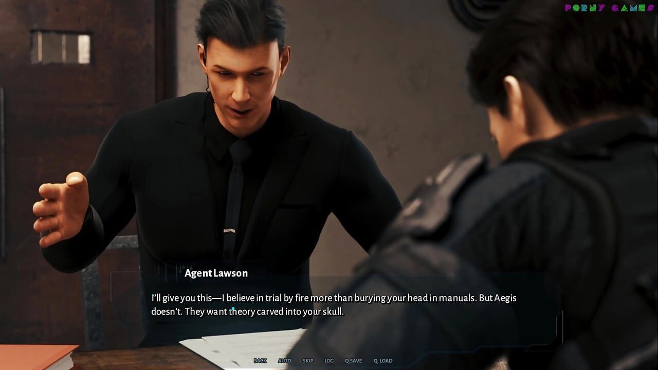 Кібернетичне спокушання 1-ї жінки - секс на прецинті, поліцейський Фоксі отримує крем