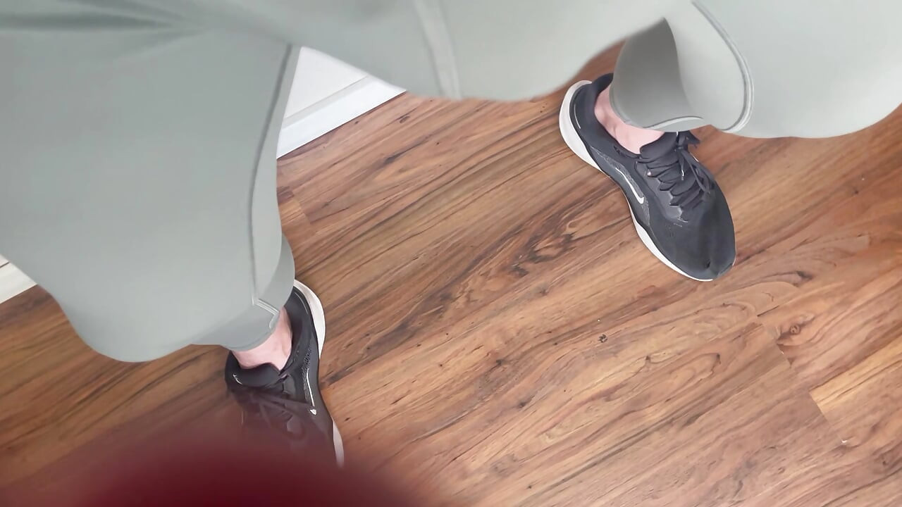 Lycra Gym Gear Masturbating