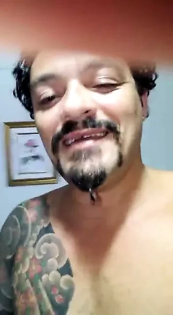 Xanvaskas playing with hot buttplug