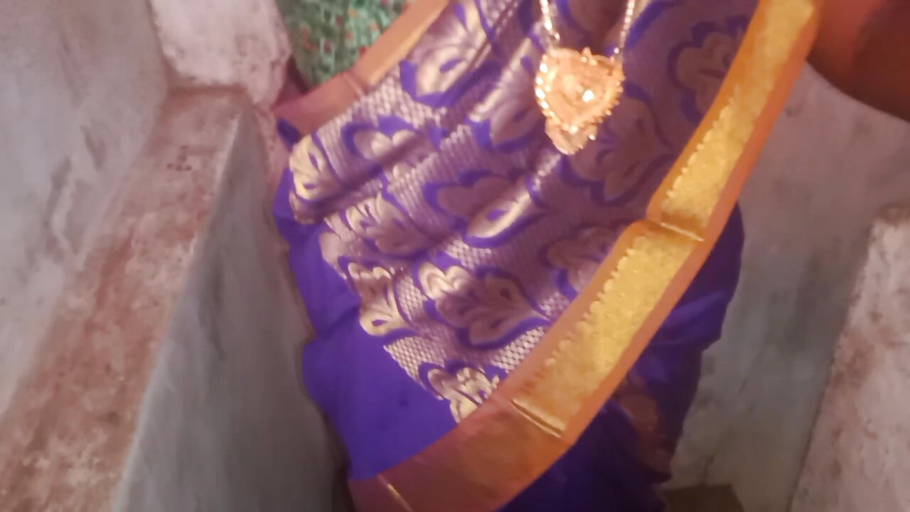 South Indian housewife aunty very hot fuck