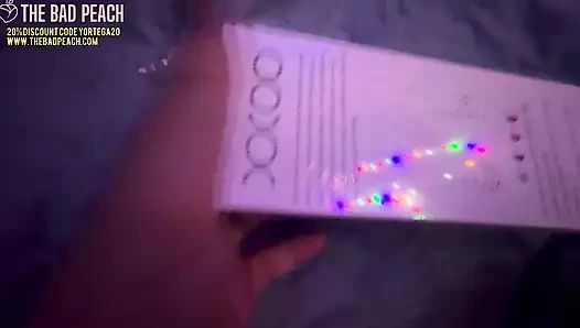 extremes expander-spielzeug, das ihre enge muschi in spurten explodieren lässt