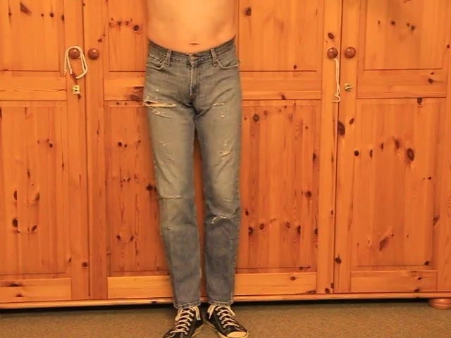 jeans rip