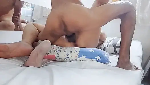 Pacarku selingkuh sama istriku sampai memeknya muncrat dan belenggu banget