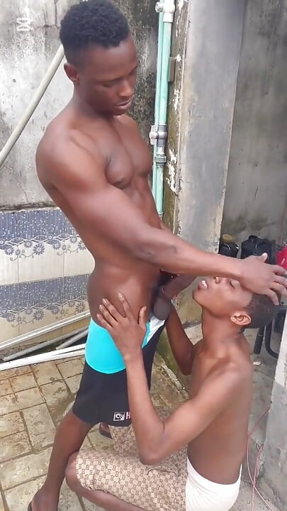 Küçük twink adamı siktim