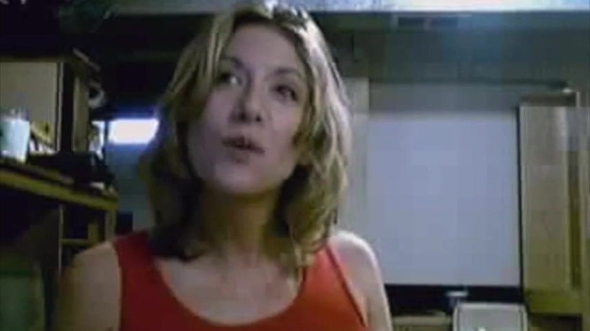 Milf mostra seus peitos na cam