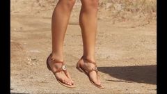 Sexy Füße des heißen Schätzchen Amanda Cerny