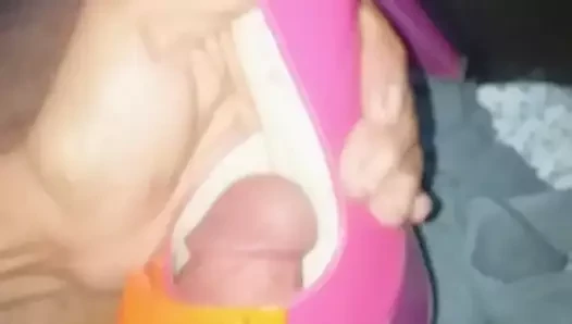 Evli kadın yeni topuklu ayakkabılar