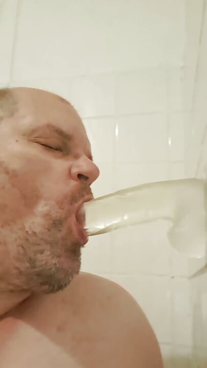 Gode qui aspire dans la baignoire