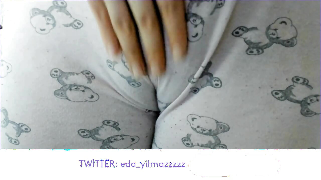 CAMELTOE- PAJAMAS- PUFFED PUSSY- SWOLLEN PUSSY
