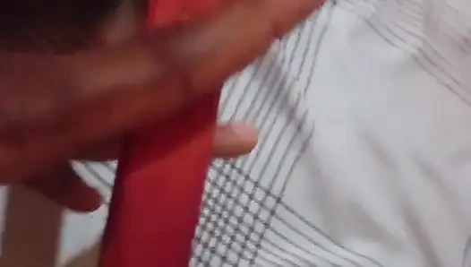 Ben şarkı söylerken yarak yükseltiyor