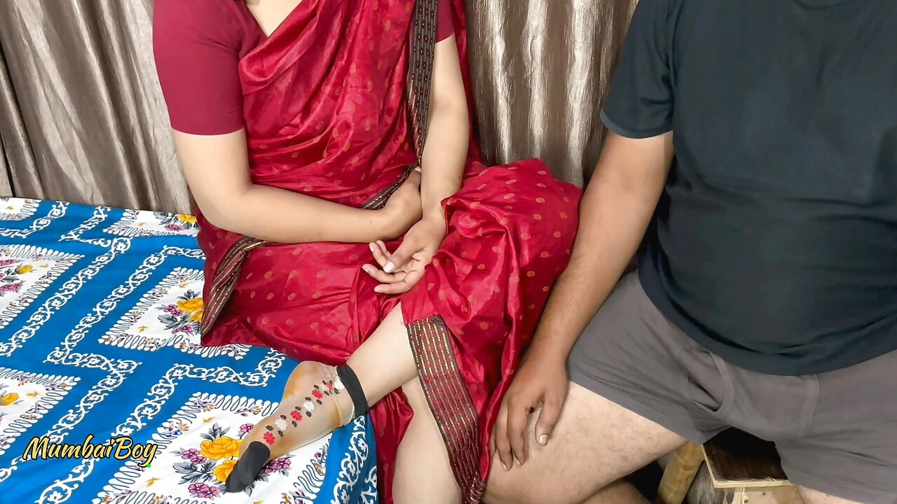 德西美丽的老师与学生性交 xxx 视频