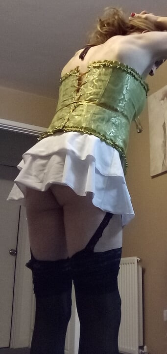 Simone wants to play