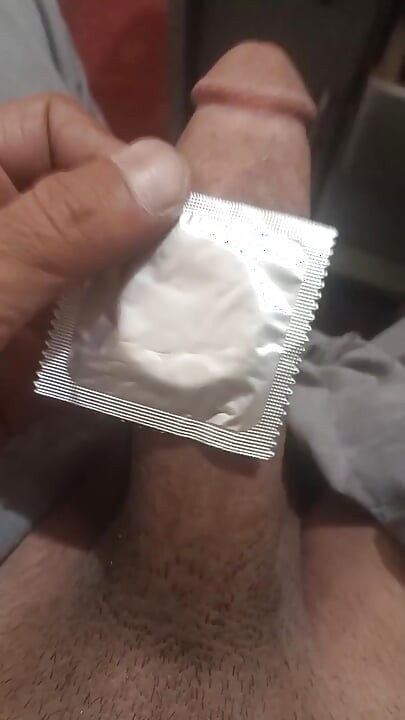 Brincando com meu pau.