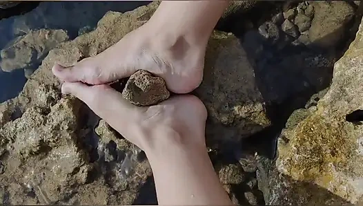 Footjob di laut