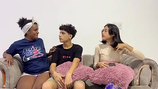 My girlfriend's cuckold doesn't realize that I sneak her best friend and pour my cream inside.