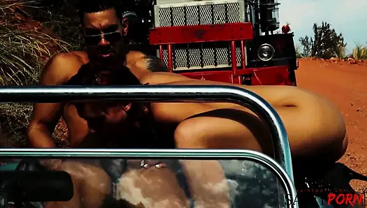 Jayme Janes seks ve döl yutma ile çölleri ısıtıyor