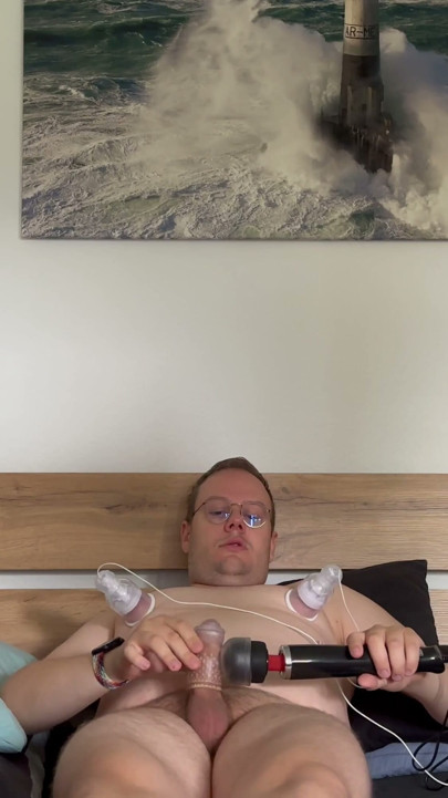 Fagspose Fag Hendrik Gransow S395 from Oberursel Germany jerks off and cums | Clip 1