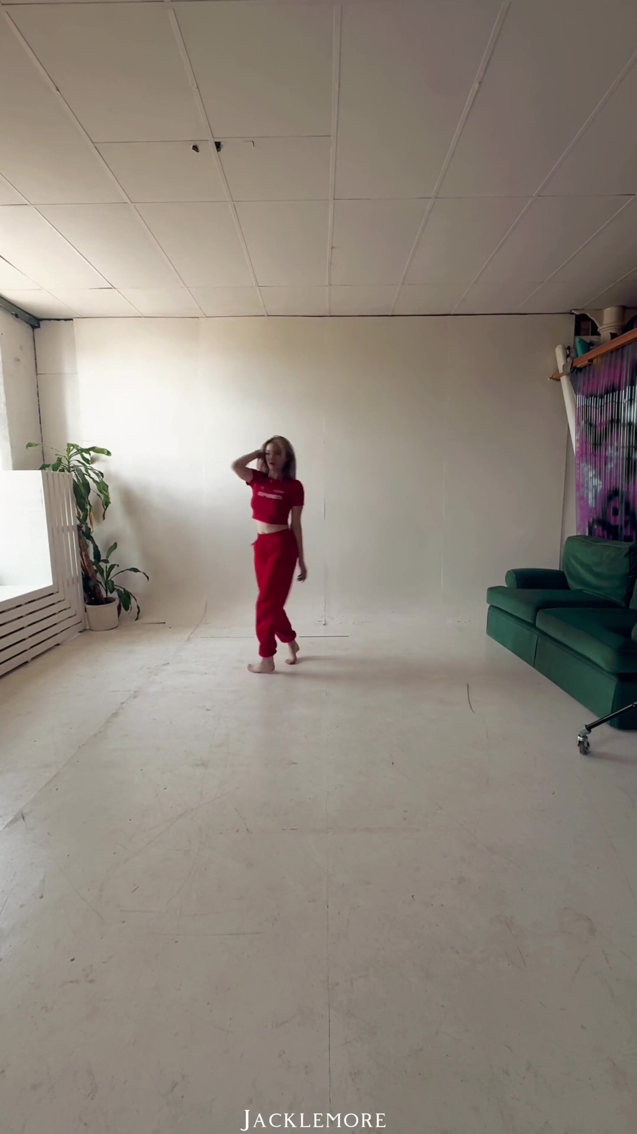 Bts Dolly Love Photoshoot, Suck & Fuck Raw in the Studio
