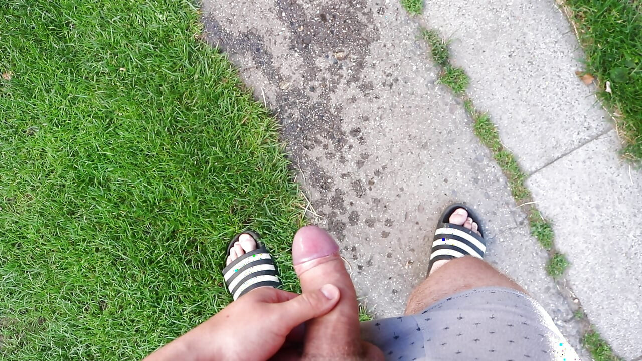 Hungarian guy peeing in a deserted area. Ep2