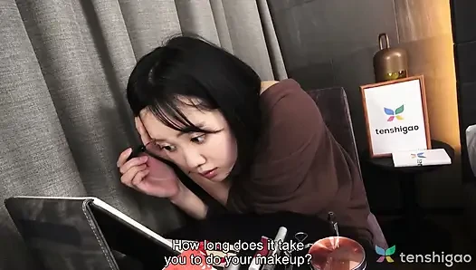 Moeka Tachibana sahne arkası