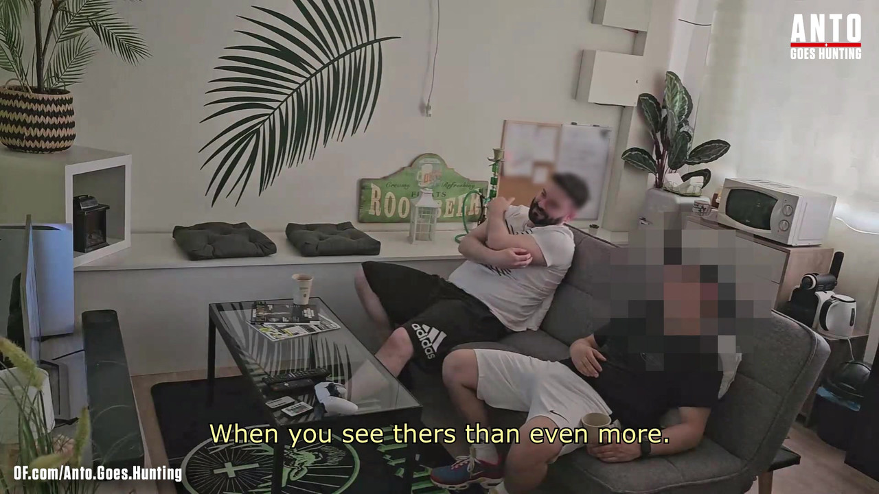 我的直男朋友“chris”（他以前发现我在撸管）上一次问我，并给我惊喜