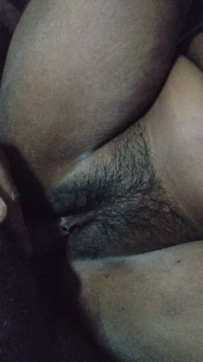 친구 집에 놀러 갔다가 그 애를 박고 왔다, 그 애한테는 처음이었어 | Clip 1
