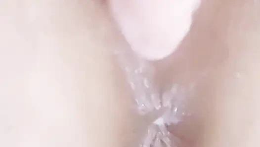 Playing alone with my, it fills me all up to the end