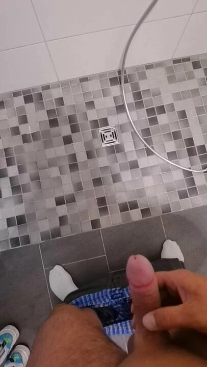 Pee in shower