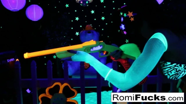 Romi & Dani lesbian black-light fun