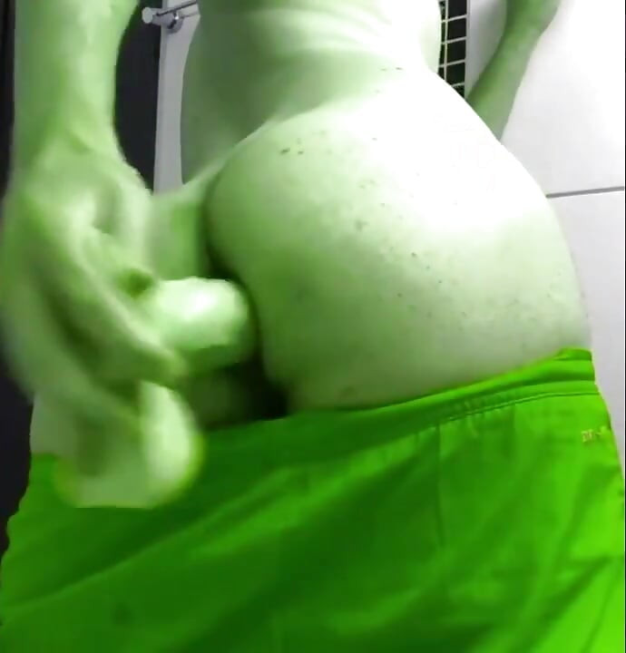 Guapo líder de culto folla tranquilo chico sumiso