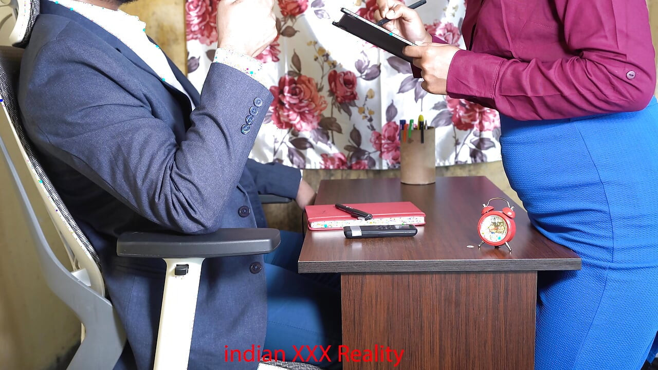 Hintli genç seks 18 genç sikişiyor desi patron desi kızları sikiyor