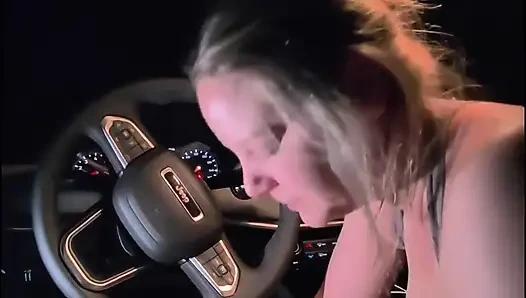 Ich Lutsche Den Schwanz Des Fahrers, Nachdem Ich Mich POV Abgeholt Hatte