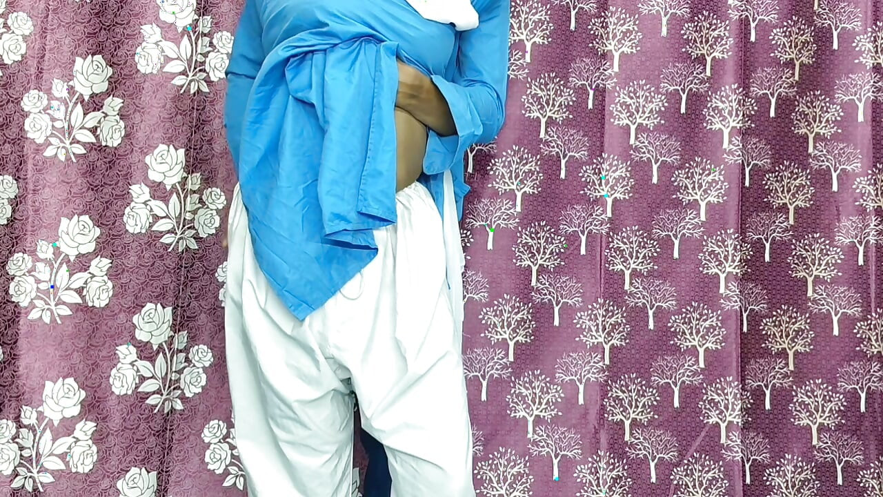 Desi indienne sexy à la chatte étroite xxx