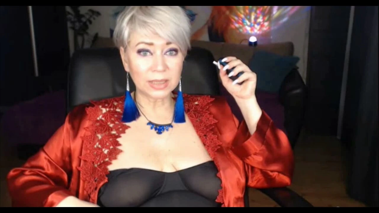 Passionate lyrical monologue of a mature webcam whore...))