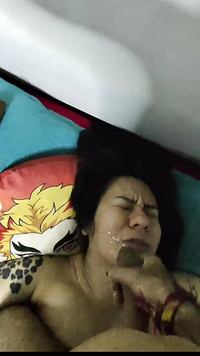 Aku baru tahu ada orang lain dicrot di muka sama istriku