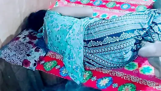 Choti behen majboor hai mujhe bhi pyar karti hai