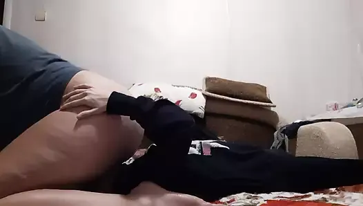I sit on her face and fuck her hard in the mouth and cum - Lesbian-candys