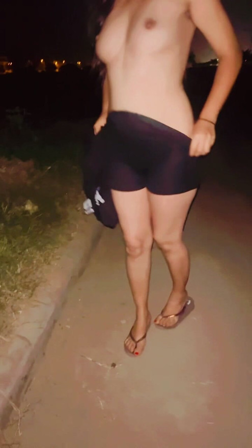 road side nude indian girl