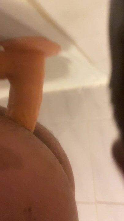 974