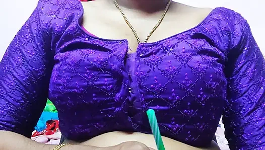 Tante Zoya sama gurunya sendiri