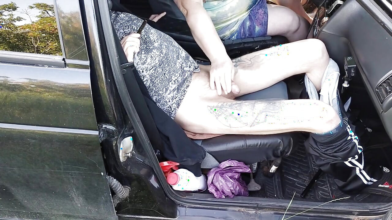 In the Car in the Parking Lot, a Neighbor Jerks off My Dick Until I Cum