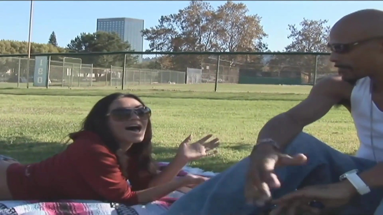 角質ひよこボックスの強いPoled Fuckholeは精子でいっぱいに見えます