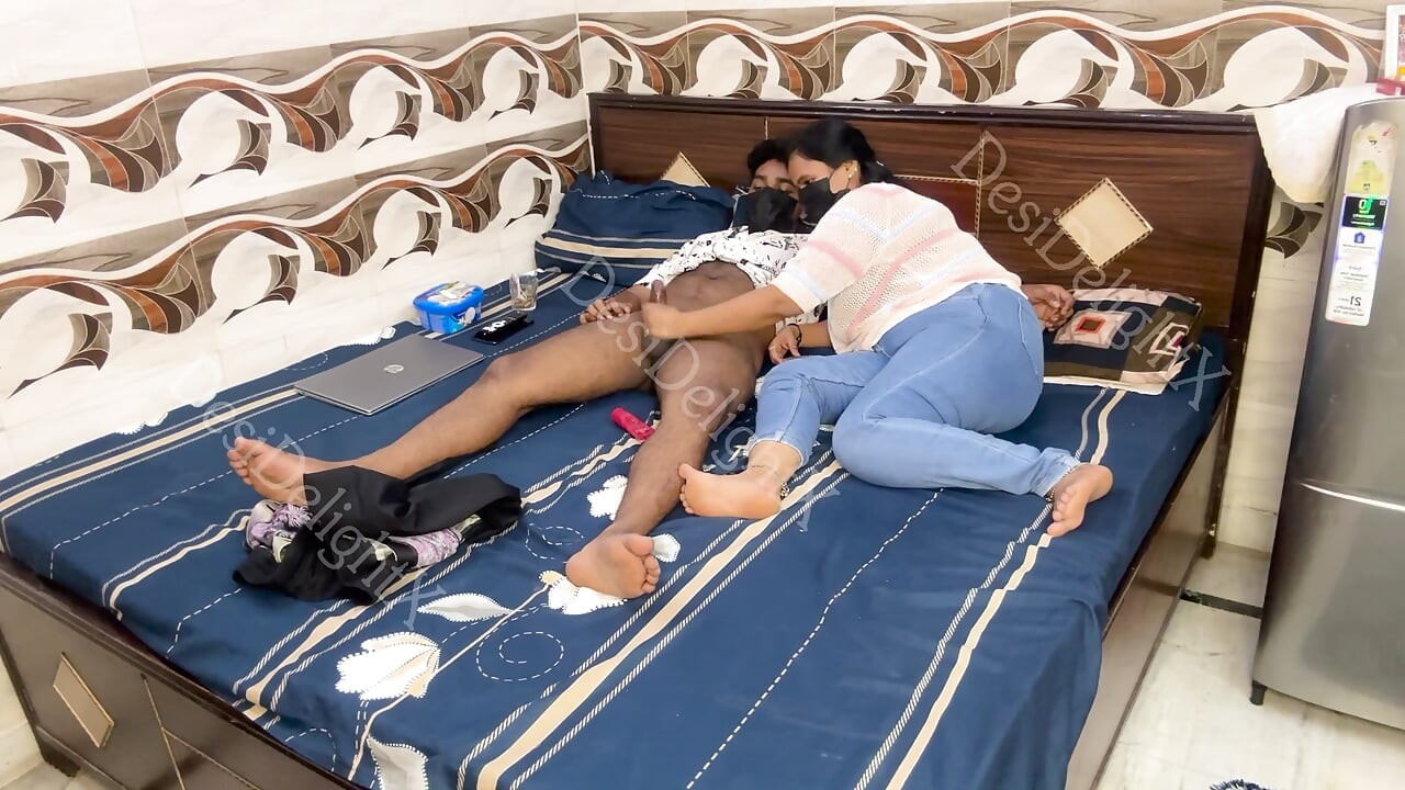 Sexo por primera vez con la hermanastra de mi esposa ella llega a casa y me ruega que la folle